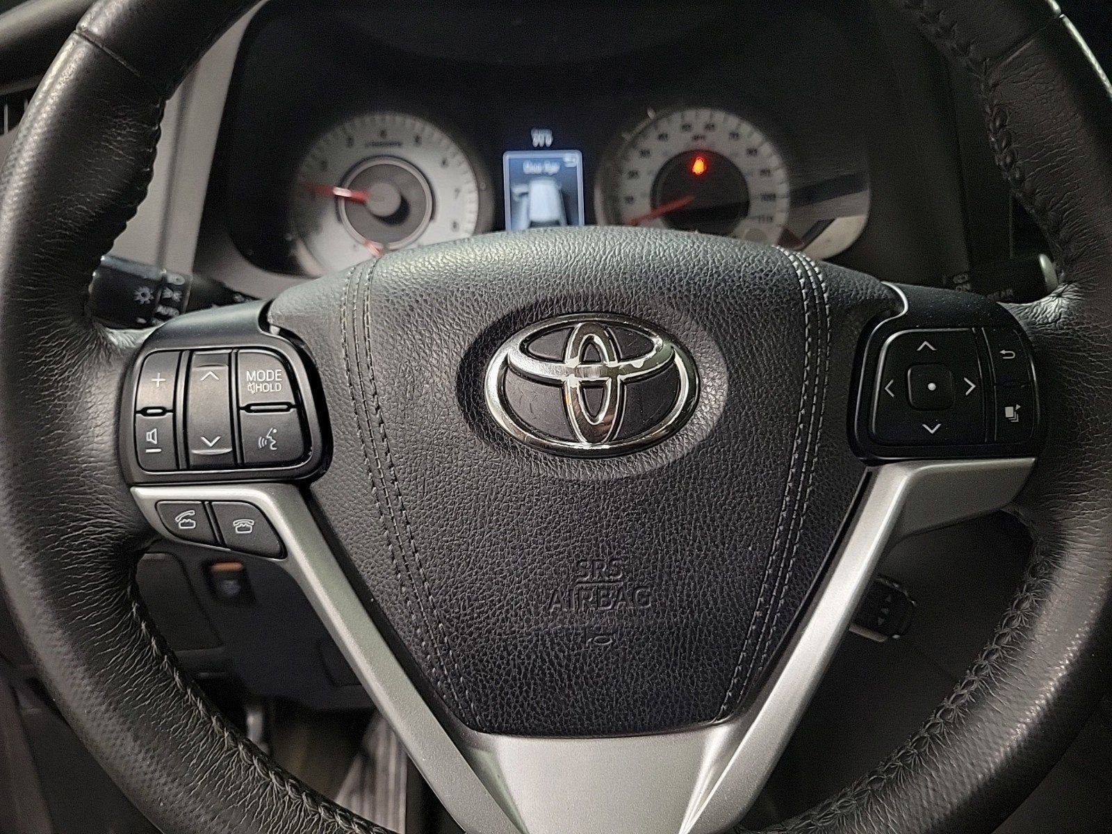 2017 Toyota Sienna SE